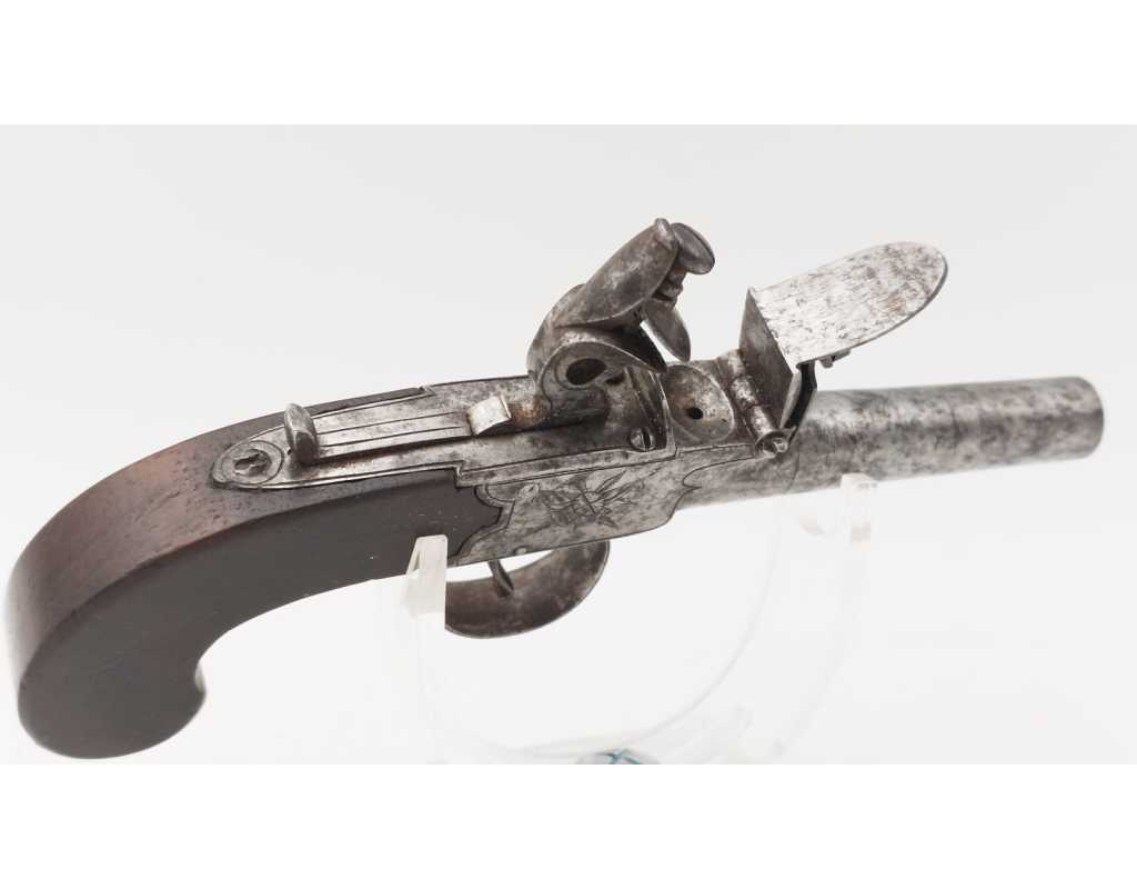 Armes de Poing PISTOLET A SILEX DE GOUSSET DIT DE VOYAGE A BALLE FORCEE CALIBRE 10.2MM J.G JONES {PRODUCT_REFERENCE} - 3