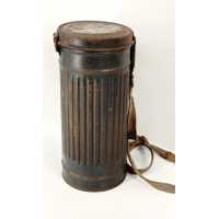 Militaria WW2 BOÎTIER DE MASQUE ANTI - GAZ LUFT NOMINATIF DE 1943 - COMBAT VOSGES 1944 {PRODUCT_REFERENCE} - 1