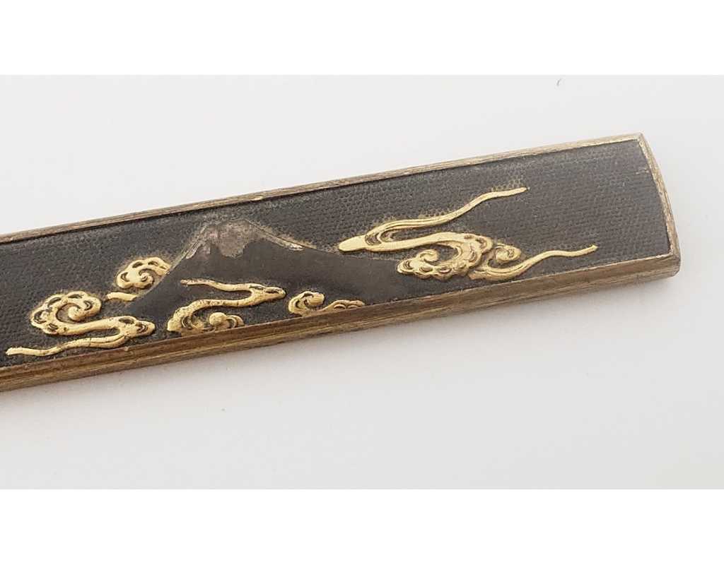 Art du Japon KOZUKA ACCESSOIRE DE SABRE JAPONAIS MONT FUJI ET PINS - 3