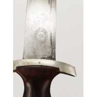 Militaria DAGUE DE SERVICE DE LA SA 1933 FABRICATION Thomas Wielpütz SOLINGEN RZM M7/33 - 16