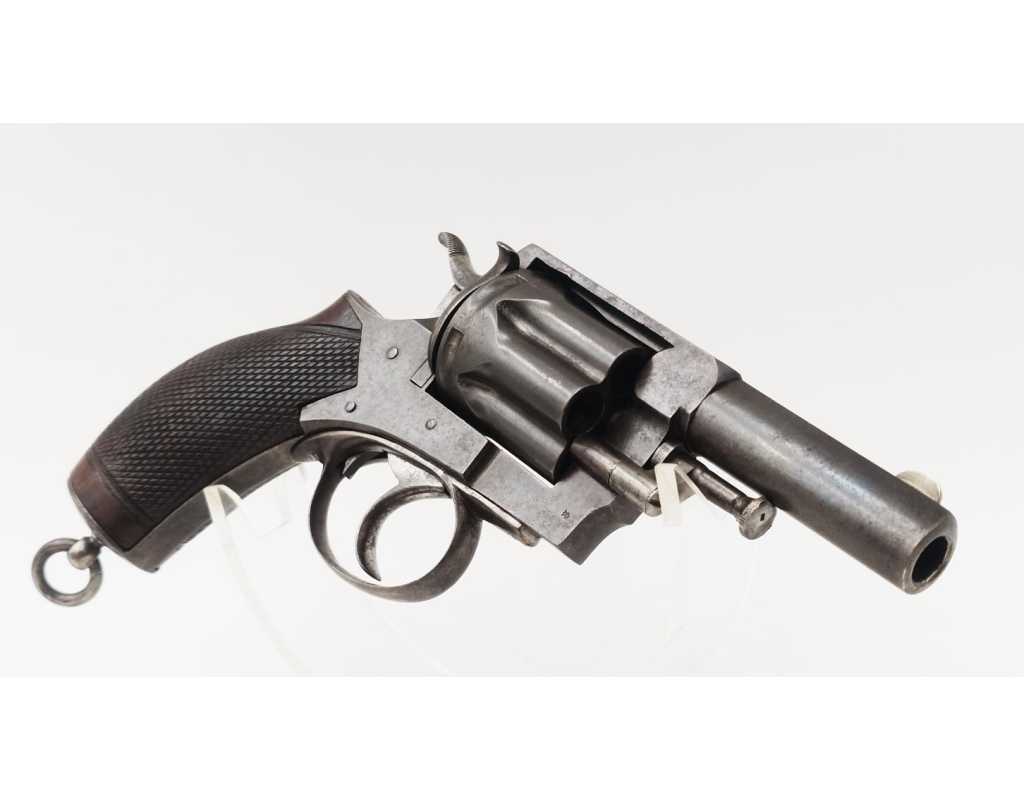 Armes de Poing REVOLVER R.I.C. MODEL 1883 P. WEBLEY & SON N°5 D.A. CALIBRE 38 LC - 5