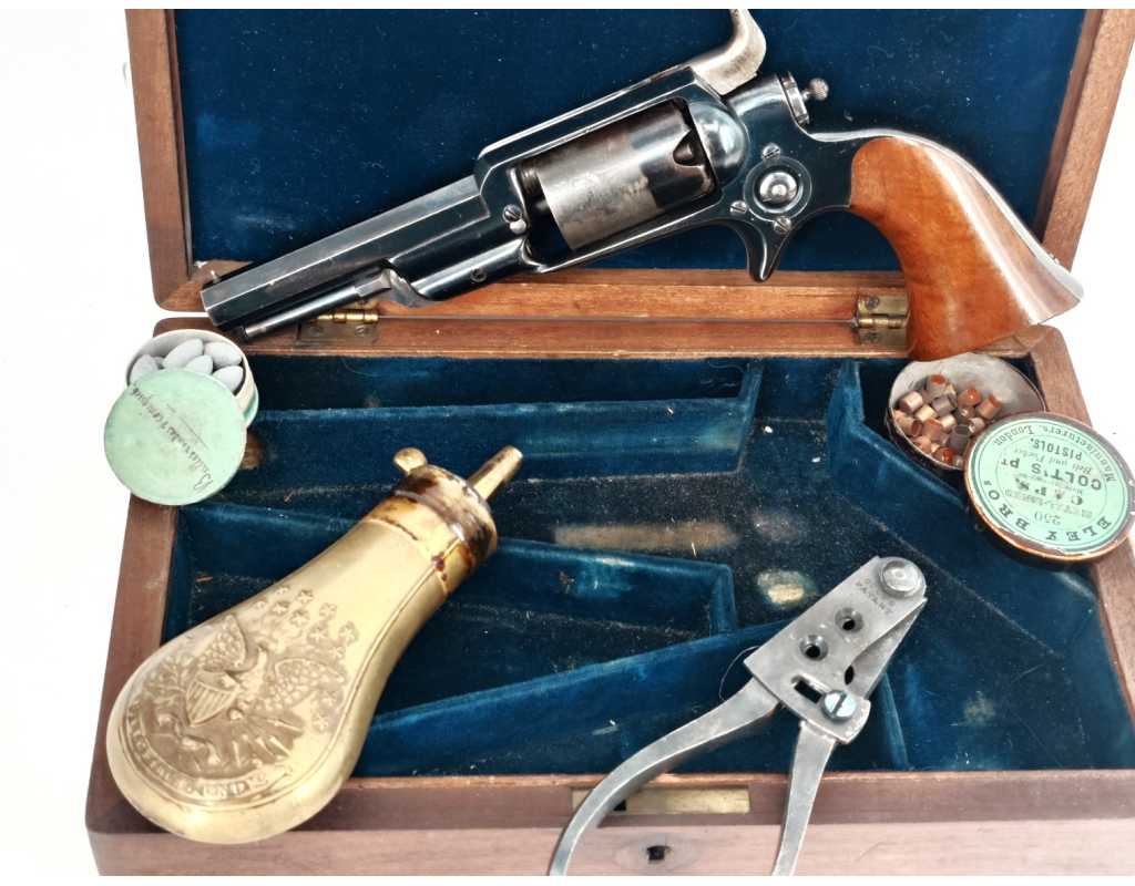 Armes de Poing CIVIL WAR REVOLVER COLT ROOTS SIDEHAMMER MODÈLE 1855 SIDE HAMMER POCKET Calibre 28 EN COFFRET AVEC NOTICE USA