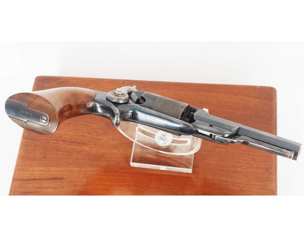 Armes de Poing CIVIL WAR REVOLVER COLT ROOTS SIDEHAMMER MODÈLE 1855 SIDE HAMMER POCKET Calibre 28 EN COFFRET AVEC NOTICE USA