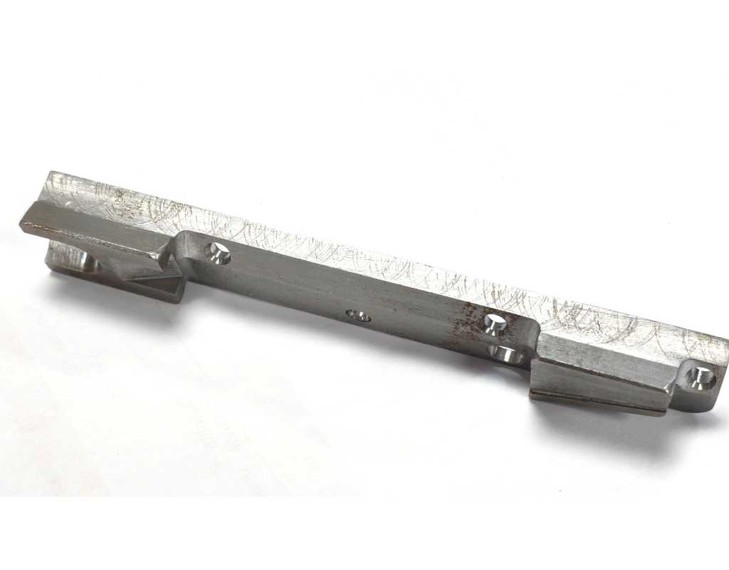 Pièces Détachées RAIL POUR MONTAGE DE LUNETTE APX 21 POUR FUSIL LEBEL 1886 - 1