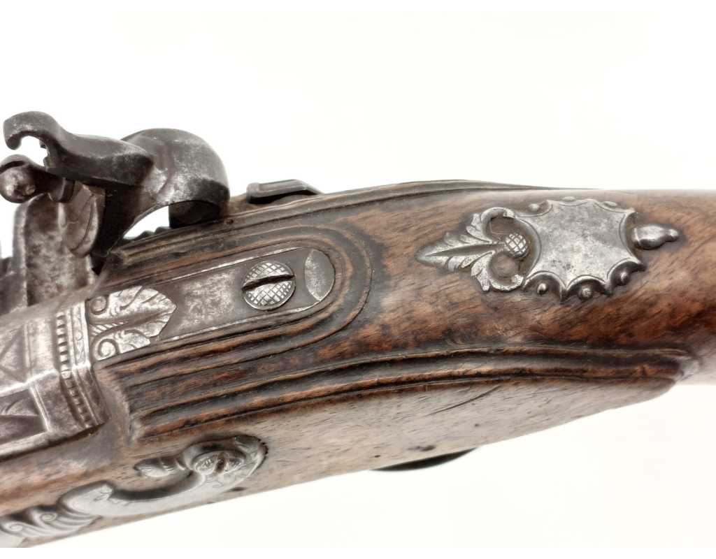 Armes de Poing IMPOSANT PISTOLET DE CAVALIER À SILEX SIGNÉ COULAUX DE VERO À MAICHE EN FRANCHE COMTÉ FRANCE 1720 - 1740 049880-1
