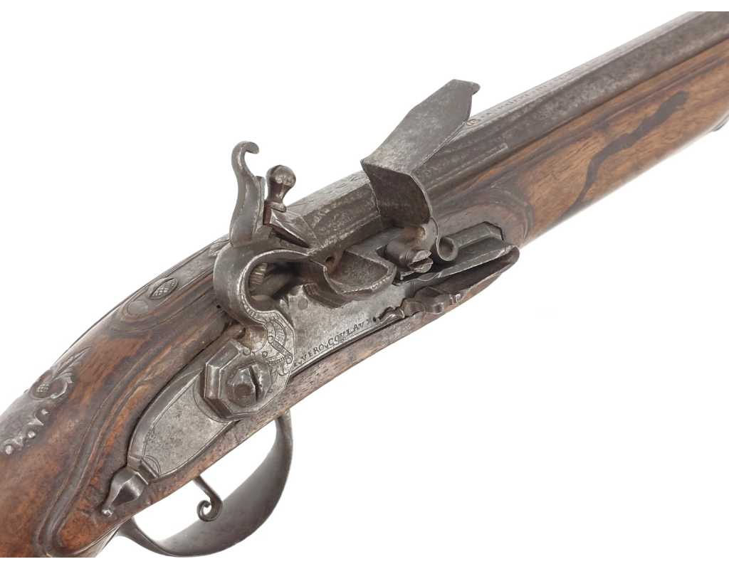 Armes de Poing IMPOSANT PISTOLET DE CAVALIER À SILEX SIGNÉ COULAUX DE VERO À MAICHE EN FRANCHE COMTÉ FRANCE 1720 - 1740 049880-1