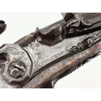 Armes de Poing IMPOSANT PISTOLET DE CAVALIER À SILEX SIGNÉ COULAUX DE VERO À MAICHE EN FRANCHE COMTÉ FRANCE 1720 - 1740 049880-1