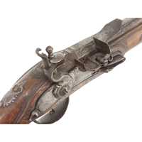 Armes de Poing IMPOSANT PISTOLET DE CAVALIER À SILEX SIGNÉ COULAUX DE VERO À MAICHE EN FRANCHE COMTÉ FRANCE 1720 - 1740 049880-1