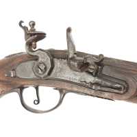 Armes de Poing IMPOSANT PISTOLET DE CAVALIER À SILEX SIGNÉ COULAUX DE VERO À MAICHE EN FRANCHE COMTÉ FRANCE 1720 - 1740 049880-1