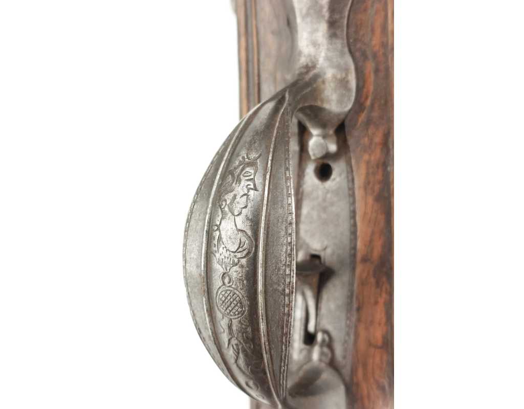 Armes de Poing IMPOSANT PISTOLET DE CAVALIER À SILEX SIGNÉ COULAUX DE VERO À MAICHE EN FRANCHE COMTÉ FRANCE 1720 - 1740 049880-1