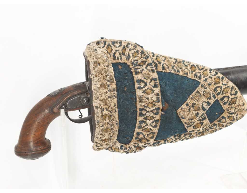 Armes de Poing IMPOSANT PISTOLET DE CAVALIER À SILEX SIGNÉ COULAUX DE VERO À MAICHE EN FRANCHE COMTÉ FRANCE 1720 - 1740 049880-1