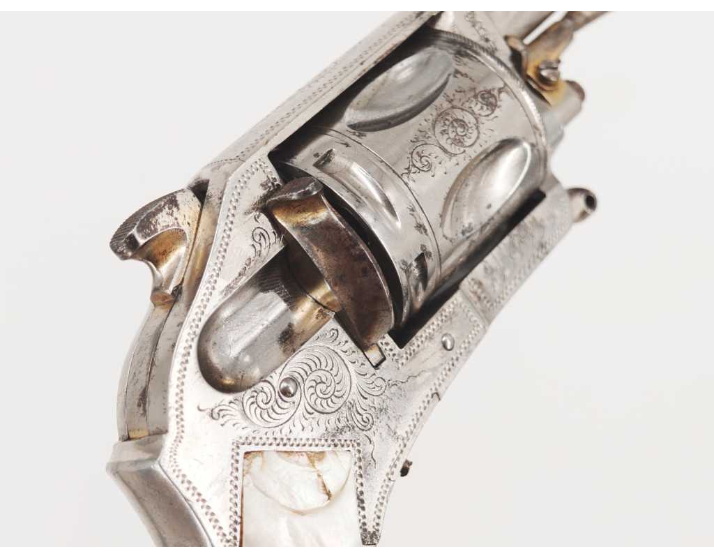 Armes de Poing FORT REVOLVER DE POCHE CALIBRE 38 SEMI-HAMMERLESS Finition LUXE par la Manufacture Liégeoise d’Armes à Feu - 9