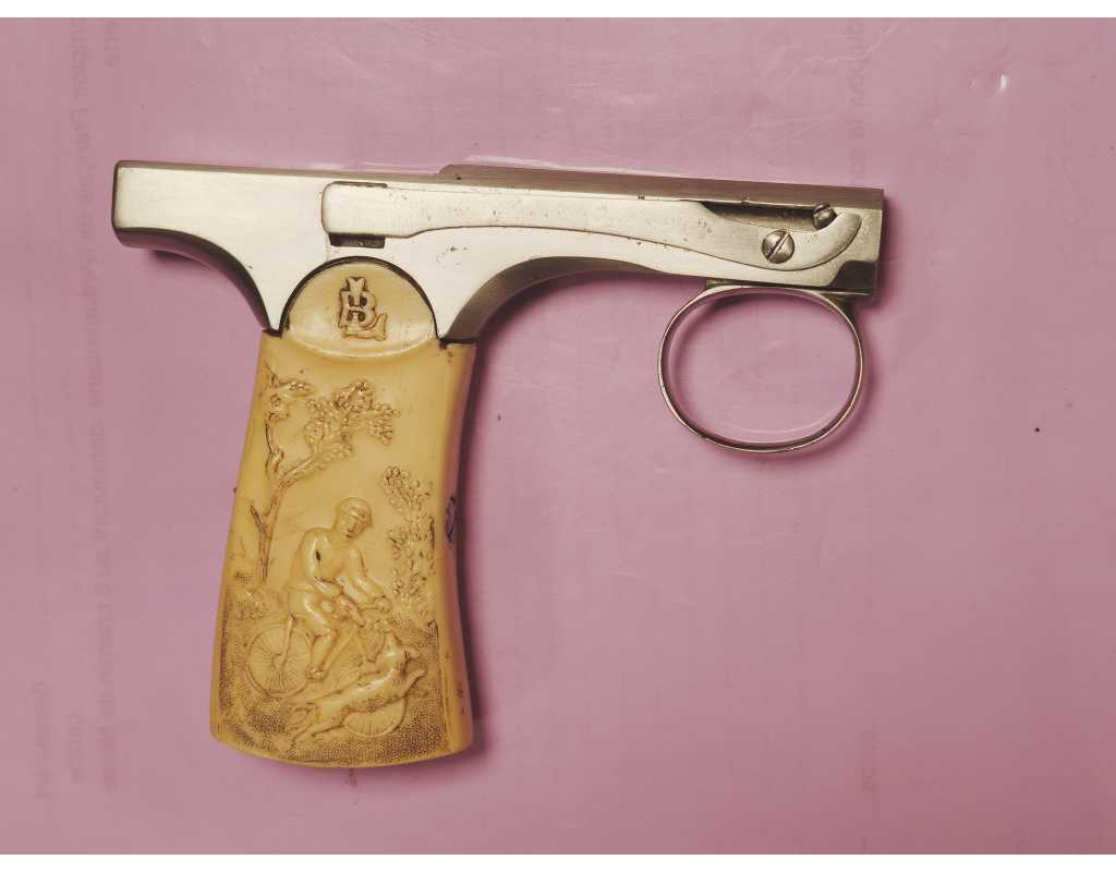 Armes de Poing PISTOLET À SYSTÈME BRUN LATRIGE Cal. 6mm - France XIXè - 7