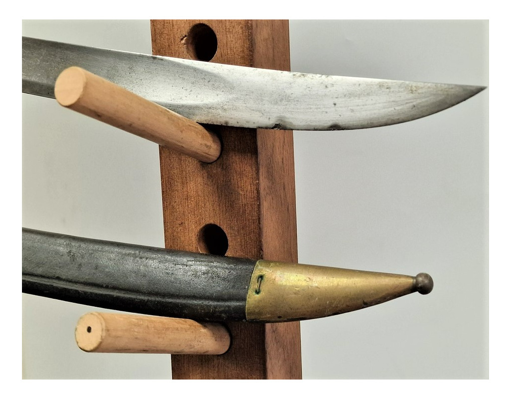 Catalogue Magasin SABRE D'ABORDAGE CUILLIERE A POT MARINE MILITAIRE Modèle 1833 Mre ROYALE Chatelleraut 1842 - France Louis Phil