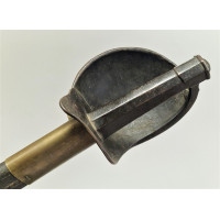 Catalogue Magasin SABRE D'ABORDAGE CUILLIERE A POT MARINE MILITAIRE Modèle 1833 Mre ROYALE Chatelleraut 1842 - France Louis Phil
