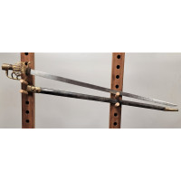 Catalogue Magasin SABRE DES OFFICIERS DE DRAGONS  MODELE 1784 EN USAGE JUSQU'A L'EMPIRE 1804 - France ANCIENNE MONARCHIE 0576-16