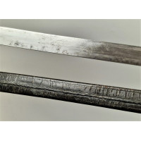 Catalogue Magasin SABRE DES OFFICIERS DE DRAGONS  MODELE 1784 EN USAGE JUSQU'A L'EMPIRE 1804 - France ANCIENNE MONARCHIE 0576-16