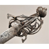 Armes Blanches FORTE EPEE DE CAVALERIE DITES SCHIAVONES GUERRE DE 30 ANS 1618-1648 - EUROPE OCCIDENTALE XVIIè {PRODUCT_REFERENCE