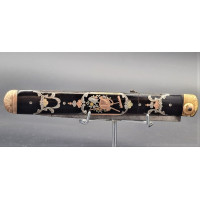 Coutellerie COUTEAU DE LUXE XVIIIè  ÉCAILLE ET  3 ORS  SIGNATURE  ROBERT  ATTRIBUTS DE JARDINAGE - FRANCE XVIIIè {PRODUCT_REFERE
