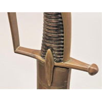 Armes Blanches SABRE D'UN OFFICIER DES HUSSARDS EVOLUTION DU MODELE REGLEMENTAIRE DE 1752 PROCHE DU MODELE 1776 - FRANCE ANCIEN 