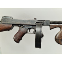 Armes Neutralisées  RARE  PM THOMPSON  Pistolet Mitrailleur  MODEL 1921 monomatricule  NEUTRA DECO UE 2022 CULASSE MOBILE TOMMY 