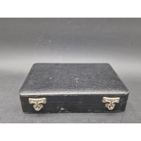 Catalogue Magasin PISTOLET MAUSER HSC DOUBLE ACTION  CALIBRE 7.65 BROWNING  EN COFFRET MAUSER  - ALLEMAGNE XXè {PRODUCT_REFERENC