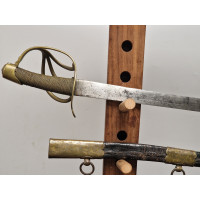 Armes Blanches SABRE DES BRIGADES A CHEVAL DE LA GENDARMERIE NATIONALE vers 1796  ATELIER REPUBLICAIN VERSAILLES - FRANCE REVOLU