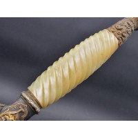 Coutellerie BELLE DAGUE DE CEINTURE  OU DE CHEVET  STYLET  ROMANTIQUE  NACRE TORSADE - FRANCE XIXè {PRODUCT_REFERENCE} - 9