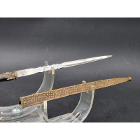 Coutellerie BELLE DAGUE DE CEINTURE  OU DE CHEVET  STYLET  ROMANTIQUE  NACRE TORSADE - FRANCE XIXè {PRODUCT_REFERENCE} - 12