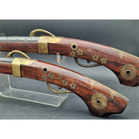 Armes de Poing PAIRE PISTOLETS ou PETITES ARQUEBUSE  TEPPO JAPONAIS  PERCUSSION A MECHE  - JAPON XIXè {PRODUCT_REFERENCE} - 7