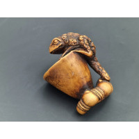 Arts & Armes du Japon NETSUKE EN BOIS  CRAPAUD SUR COQUE DE GRAINE DE LOTUS - JAPON PERIODE MEIJI XIXè {PRODUCT_REFERENCE} - 3