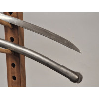 Armes Blanches SABRE DE CAVALERIE LEGERE modèle de l' AN XI Mre Klingenthal daté 1813 - FRANCE PREMIER EMPIRE {PRODUCT_REFERENCE