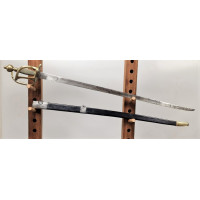 Armes Blanches Forte Epée de Dragon Régiment d'Artois Modèle Règlementaire de 1767 - France Ancienne Monarchie {PRODUCT_REFERENC