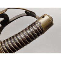 Armes Blanches SABRE DE CAVALERIE DE LIGNE DES DRAGONS, CUIRASSIERS ET CARABINIERS MODELE 1783 à 1801 KLINGENTHAL - FRANCE DIREC
