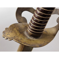 Armes Blanches SABRE DE CAVALERIE DE LIGNE DES DRAGONS, CUIRASSIERS ET CARABINIERS MODELE 1783 à 1801 KLINGENTHAL - FRANCE DIREC