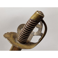 Armes Blanches SABRE DE CAVALERIE DE LIGNE DES DRAGONS, CUIRASSIERS ET CARABINIERS MODELE 1783 à 1801 KLINGENTHAL - FRANCE DIREC
