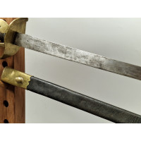 Armes Blanches SABRE DE CAVALERIE ARCO DES CARABINIERS ou GENDARMES MODELE de 1792 à 1801 KLINGENTHAL - FRANCE REVOLUTION DIRECT