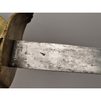 Armes Blanches SABRE DE CAVALERIE ARCO DES CARABINIERS ou GENDARMES MODELE de 1792 à 1801 KLINGENTHAL - FRANCE REVOLUTION DIRECT
