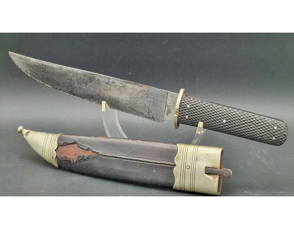 Coutellerie & Divers IMPOSANT  COUTEAU BOWIE MILITAIRE  JOSEPH ROGERS & SONS CUTLERS TO HER MAJESTY - GB XIXè {PRODUCT_REFERENCE