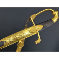 Archives  SABRE DE LUXE D'OFFICIER SUPERIEUR DE MARINE à GODRONS EPOQUE CONSULAT - FRANCE PREMIER EMPIRE {PRODUCT_REFERENCE} - 2