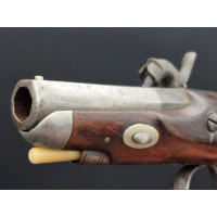 Catalogue Magasin PISTOLET HENRY DERRINGER PHILADEPHIA 1830 - 1835 PERCUSSION POCKET CALIBRE 45 2"1/2 - USA XIXè {PRODUCT_REFERE
