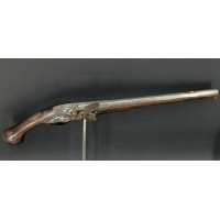 Armes de Poing LONG PISTOLET A SILEX DE CAVALERIE PRE-REGLEMENTAIRE DE LA MAISON DU ROI ROBERT CARRIER 1720 - FRANCE ANCIENNE MO