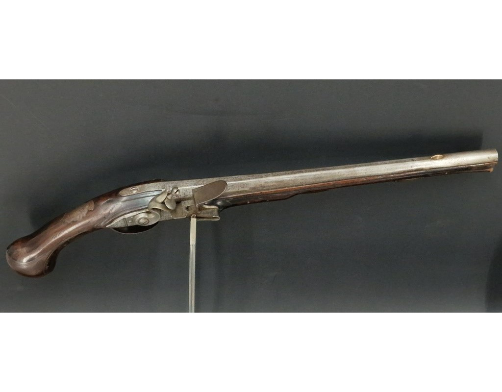 Armes de Poing LONG PISTOLET A SILEX DE CAVALERIE PRE-REGLEMENTAIRE DE LA MAISON DU ROI ROBERT CARRIER 1720 - FRANCE ANCIENNE MO