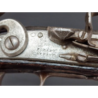 Armes de Poing LONG PISTOLET A SILEX DE CAVALERIE PRE-REGLEMENTAIRE DE LA MAISON DU ROI ROBERT CARRIER 1720 - FRANCE ANCIENNE MO