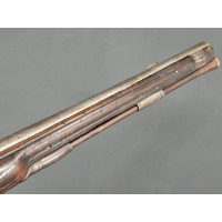 Armes de Poing LONG PISTOLET A SILEX DE CAVALERIE PRE-REGLEMENTAIRE DE LA MAISON DU ROI ROBERT CARRIER 1720 - FRANCE ANCIENNE MO