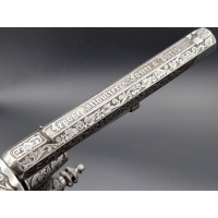Catalogue Magasin CHAMELOT DELVIGNE  REVOLVER DE LUXE DOUBLE ACTION CALIBRE 12mm BROCHE FAURE LEPAGE -  FRANCE XIXè {PRODUCT_REF