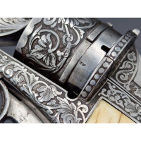 Catalogue Magasin CHAMELOT DELVIGNE  REVOLVER DE LUXE DOUBLE ACTION CALIBRE 12mm BROCHE FAURE LEPAGE -  FRANCE XIXè {PRODUCT_REF