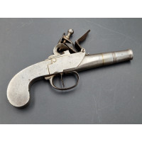 Armes de Poing PETIT PISTOLET A SILEX DE GOUSSET DIT A COFFRE TOUT FER - ROYAUME UNI XVIIIè {PRODUCT_REFERENCE} - 1