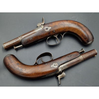 Armes de Poing PAIRE DE PISTOLETS CIVIL A PERCUSSION D'OFFICIER TYPE 1836 GENDARMERIE DAMAS RUBAN DE MERLEY A SAINT ETIENNE  - F