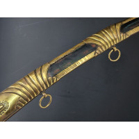 Armes Blanches LONG SABRE D'OFFICIER DE HUSSARD A LA HONGROISE GODRONS GARDE PERLEE REGNE DE LOUIS XVI vers 1780 - FRANCE ANCIEN